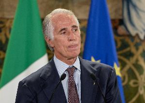 意大利足球协会主席透露信心满满，坚信国家队前景光明，呼吁勿因少数球迷举止而将责任归咎于尤文图斯